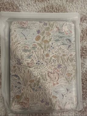 Floral Duck Pattern Tablet Case - Cream